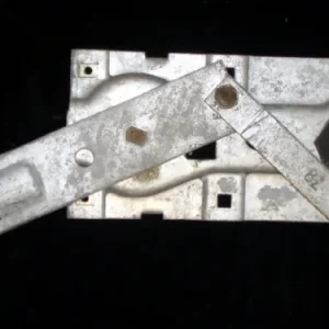 1965 Cadillac cab window crank mechanism rear left Populär