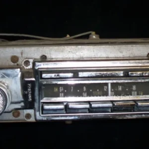 1966 Cadillac am-fm radio (not tested) Fynd
