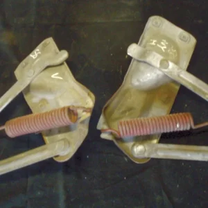 1955 Chrysler hood hinge pair Sista chansen