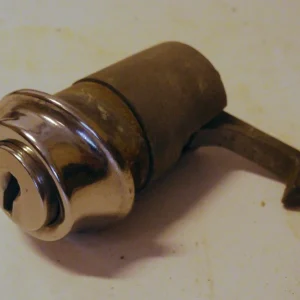 1957 Buick glove compartment lock(without key) Reapris