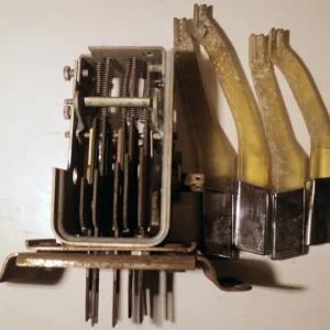 1962Chrysler Imperialpush button mechanism Outlet