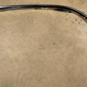 1963 Buick Skylark wheel housing stripleft front Fri frakt