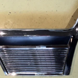 1965 Oldsmobile 88chrome front fenderleft Billig