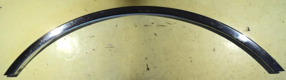 1965 Oldsmobile 88wheel house list left front Bästa pris