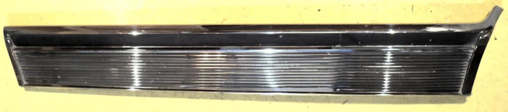 1965 Oldsmobile 88chrome behind wheel houseright Trygg betalning