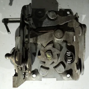 1963Chrysler Newport lockcaseright front Handla nu