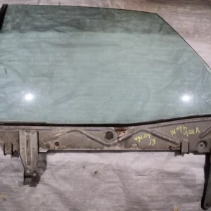 1965 Buick LeSabre4dr htside window left rear Snabb leverans