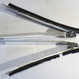 1957Chrysler wiper arms (pair) Bästa pris