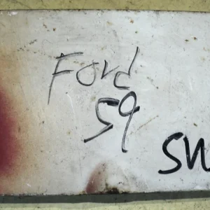 1959 FordSW Hgv fuel cap hatch Endast denna vecka