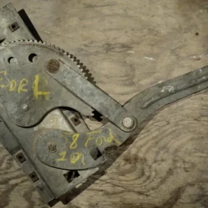 1958 Ford2dr ht window crank mechanismleft rear Rea