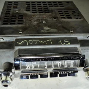 1957 Lincolnradio (not tested, missing a button, pores in chrome) Snabb frakt