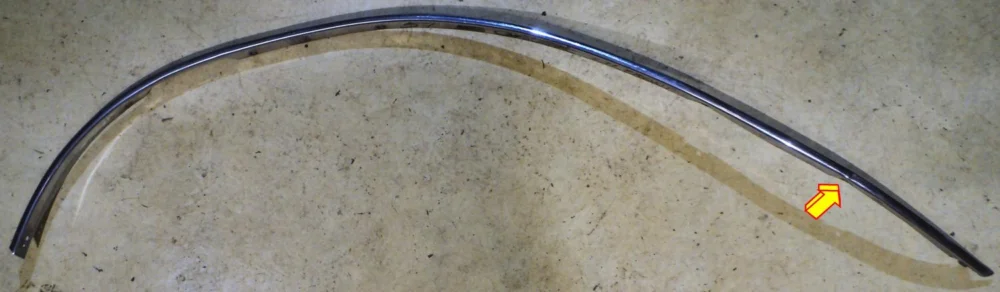 1957 Cadillac wheel house list(a bump see picture) left front Populär