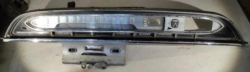 1961 Ford Galaxie instrument housing speedometer, gauge, fuel gauge risnedsättning