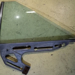 1966Chrysler 3002dr ht side window left rear Outlet
