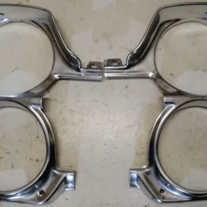 1965 Plymouth Fury headlight door left and right Begränsat erbjudande