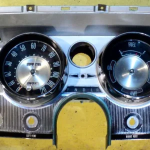 1963 Buick Electraspeedometer, housing med utag för cruise control Rea
